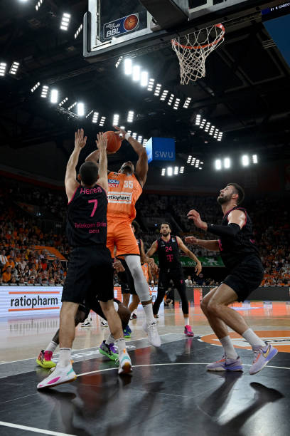 级运动员背 级运动员背